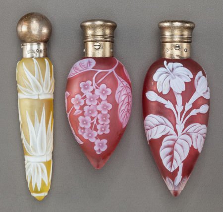 THREE THOMAS WEBB OVERLAY GLASS FLORAL PERFUME V: THREE THOMAS WEBB OVERLAY GLASS FLORAL PERFUME VIALS WITH GORHAM AND HENRY GRIFFITH & SONS SILVER MOUN