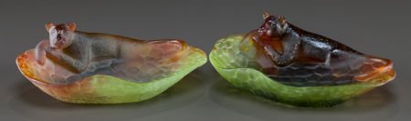 TWO DAUM PATE-DE-VERRE GLASS COUPELLE PANTHERE V: TWO DAUM PATE-DE-VERRE GLASS COUPELLE PANTHERE VIDE POCHE <