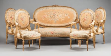 A NAPOLEON III FIVE PIECE GILT WOOD SALON SET WI: A NAPOLEON III FIVE PIECE GILT WOOD SALON SET WITH AUBUSSON TAPESTRY 19th century 43 x 5
