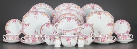 A ONE HUNDRED SEVENTY-ONE PIECE COPELAND IRENE P: A ONE HUNDRED SEVENTY-ONE PIECE COPELAND IRENE PATTERN PORCELAIN