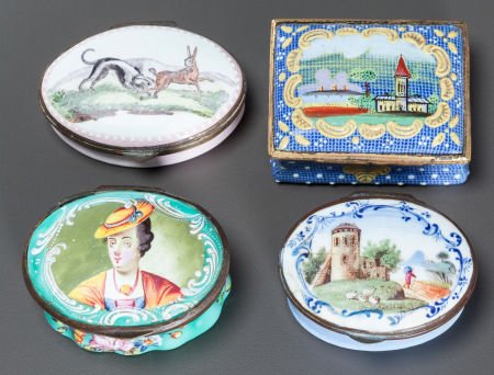 FOUR ENGLISH ENAMELED METAL PICTORIAL SNUFF BOXE: FOUR ENGLISH ENAMELED METAL PICTORIAL SNUFF BOXES Early 19th century 1 x 2-1/8 x 1-3/4 i
