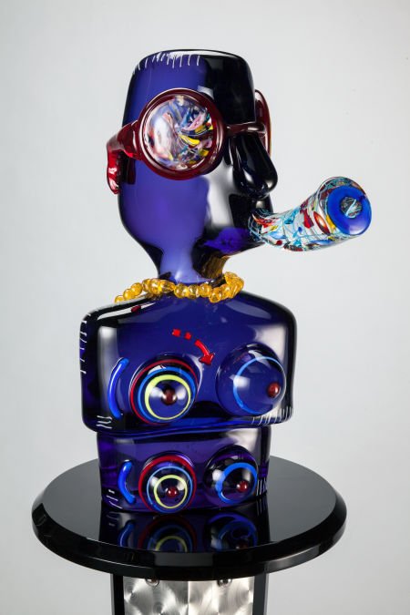 A ROBERTO CAMMOZZO ITALIAN MURANO GLASS SCULPTUR: A ROBERTO CAMMOZZO ITALIAN MURANO GLASS SCULPTURE WITH PEDESTAL 20th century Marks: 8