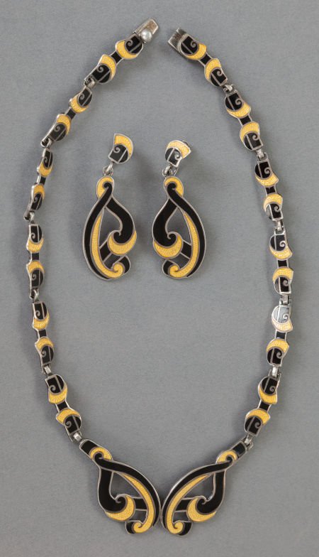 A MARGOT DE TAXCO MEXICAN SILVER AND ENAMEL NECK: A MARGOT DE TAXCO MEXICAN SILVER AND ENAMEL NECKLACE AND EARRINGS Margot Van Voorhies Carr,