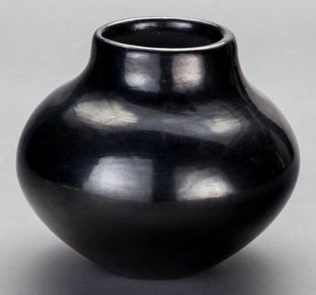A SAN ILDEFONSO BLACKWARE JAR Maria Martinez c.: A SAN ILDEFONSO BLACKWARE JARMaria Martinezc. 1960 with gunmetal finish, signed on