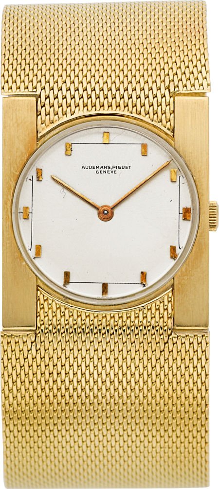 Audemars Piguet Ref. 22946 Gold Bracelet Wristwa: Audemars Piguet Ref. 22946 Gold Bracelet Wristwatch Case: 18k yellow gold, two body, brush