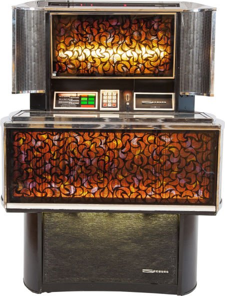 SEEBURG SPS 160 45 RPM JUKE BOX Approximate heig: SEEBURG SPS 160 45 RPM JUKE BOXApproximate height: 60 inches (152.4 cm)Classic Disco e