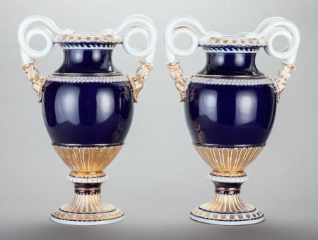 A PAIR OF GERMAN COBALT BLUE PORCELAIN AND PARCE: A PAIR OF GERMAN COBALT BLUE PORCELAIN AND PARCEL GILT VASES, Meissen Porcelain Manufacto