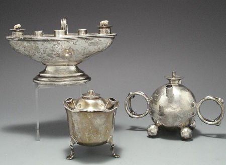 A GROUP OF THREE ENGLISH SILVER CIGAR LAMPS, Va: A GROUP OF THREE ENGLISH SILVER CIGAR LAMPS, Various makers, circa 1900Marks: