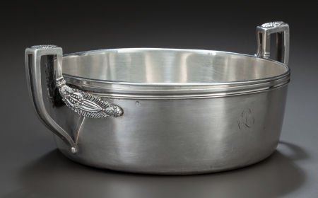 A FRENCH SILVER TWO HANDLED BOWL WITH ASSOCIATED: A FRENCH SILVER TWO HANDLED BOWL WITH ASSOCIATED LINER, Charles Marie Guidee, Paris,