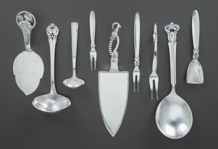A GROUP OF EIGHT DANISH AND ONE MEXICAN SILVER F: A GROUP OF EIGHT DANISH AND ONE MEXICAN SILVER FLATWARE SERVING PIECES, 20th century M