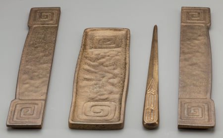 A FOUR PIECE TIFFANY STUDIOS GILT BRONZE DESK SE (1 of 2)