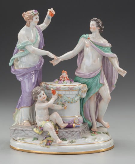 A DRESDEN PORCELAIN FIGURAL GROUP, circa 1900 Ma (1 of 2)