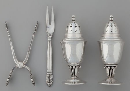 FOUR GEORG JENSEN ACORN PATTERN SILVER TABLE ART (1 of 2)