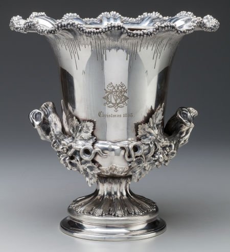 AN ELKINGTON SILVER-PLATE WINE COOLER, Birmingha: AN ELKINGTON SILVER-PLATE WINE COOLER, Birmingham, England, circa 1898 Marks: E & C