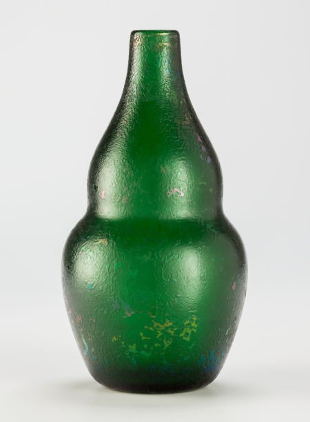 A Carlo Scarpa Blown Glass Vaso Buttuto, mid 20t (1 of 3)