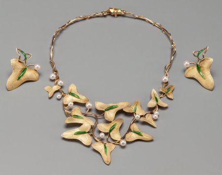 A Rare Three-Piece Marie-Claude Lalique Enameled: A Rare Three-Piece Marie-Claude Lalique Enameled 18K Gold Jewelry Suite, circa 1980 Marks: