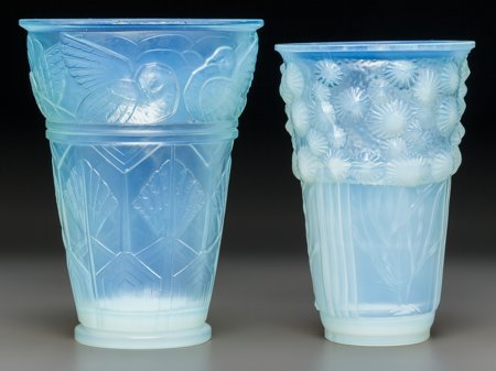 Two Sabino Opalescent Glass Vases: Algues at Ber: Two Sabino Opalescent Glass Vases: Algues at Bernigues &&nb