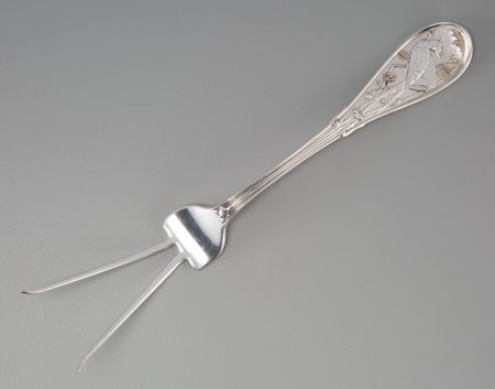 A Tiffany & Co Japanese Pattern Silver Lettuce F: A Tiffany & Co Japanese Pattern Silver Lettuce Fork, New