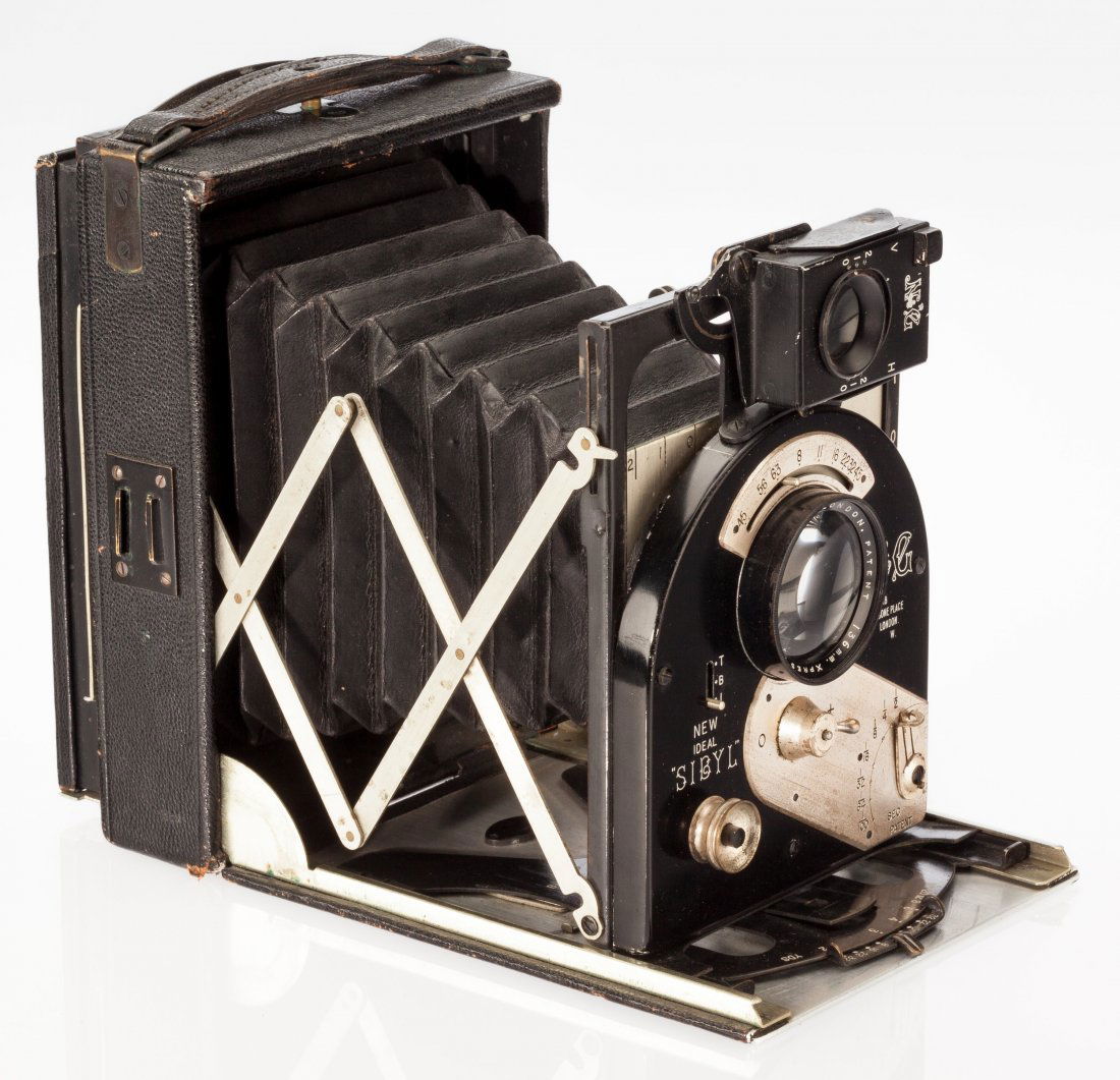 Newman & Guardia New Ideal Sibyl Folding Plate C: Newman & Guardia New Ideal Sibyl Folding Plate CameraEnglish, c. 1914, for exposures 3 1/4