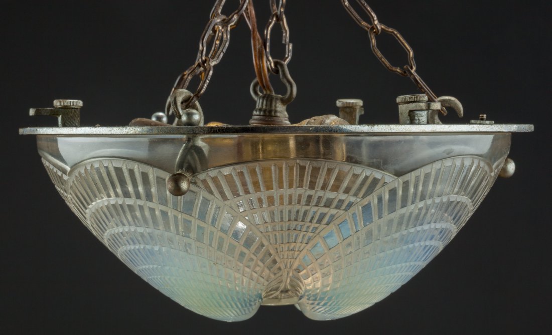 R. Lalique Opalescent Glass Coquilles Bowl Mount: R. Lalique Opalescent Glass Coquilles Bowl Mounted as a Lig