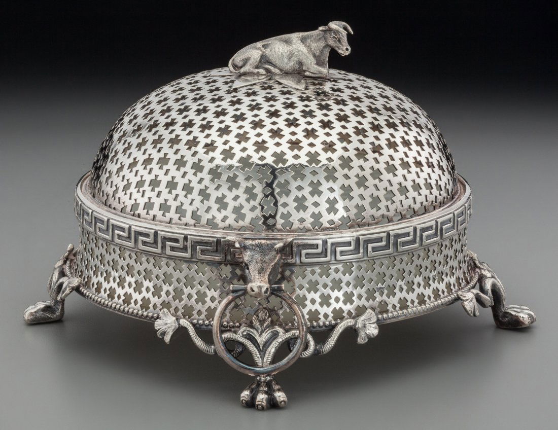 A Continental Silver-Plated Butter Dish with Cow Finial (1 of 4)
