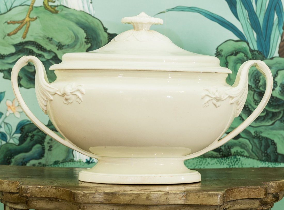 A Wedgwood Creamware Covered Tureen, Burslem (Stoke-on-: A Wedgwood Creamware Covered Tureen, Burslem (Stoke-on-Trent), Staffordshire, England, 19th centuryMarks: WEDGWOOD10 h x 14-1/2 w x 9 d inches (25.4 x 36.8 x 22.9 cm)