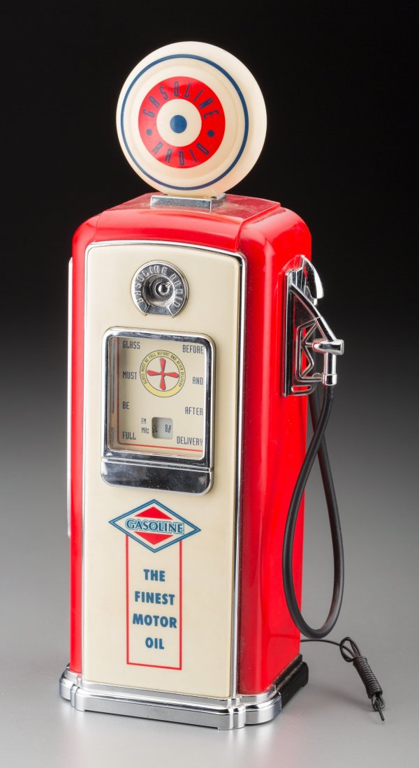 A Gasoline Pump Model Radio, 20th century 11-1/2 (1 of 2)