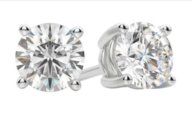 Round Brilliant 1.00 ct Lab Diamond Stud Earrings (1 of 5)