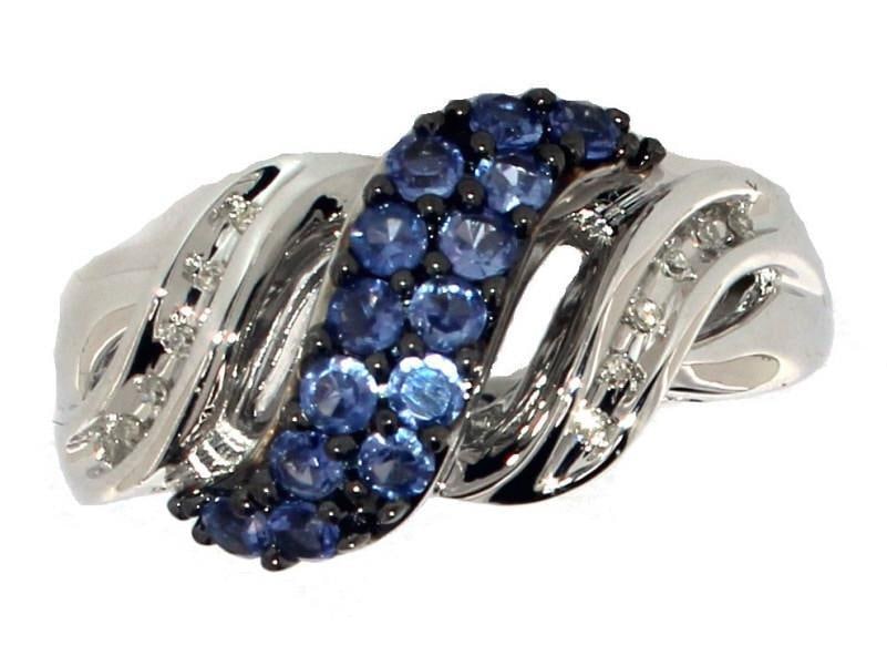 Natural Tanzanite & Diamond Ring (1 of 2)