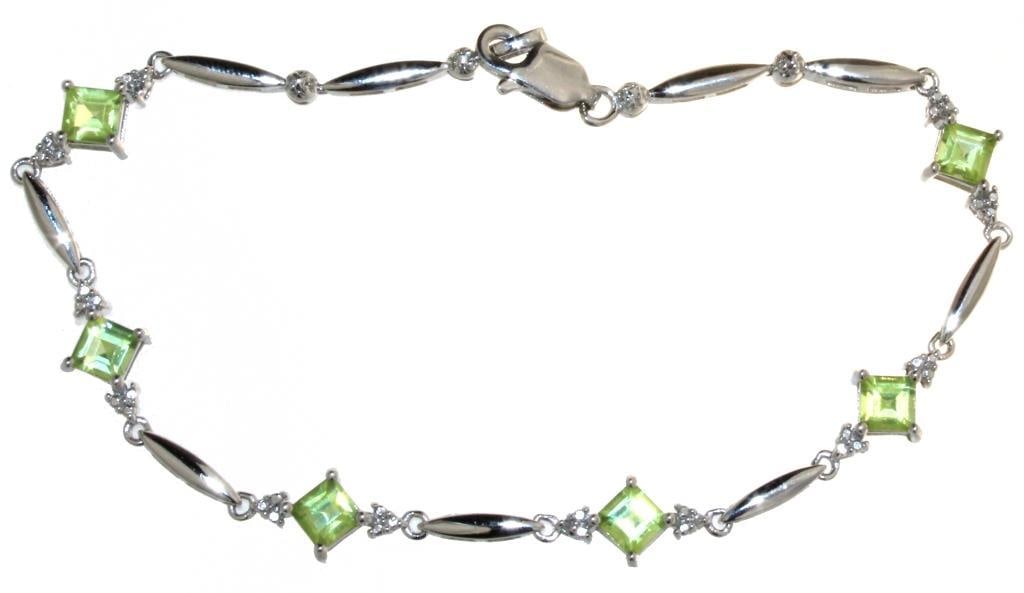Genuine 3.50 ct Peridot & Diamond Accent Bracelet (1 of 1)
