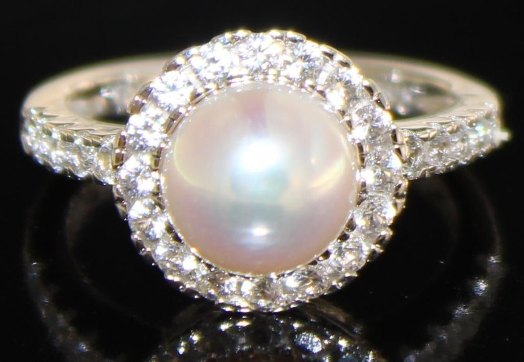 Elegant 7 mm Natural Cultural Dinner Ring: Sterling Silver Size: 7