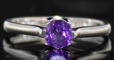 Genuine African Purple Amethyst Solitaire Ring (1 of 1)