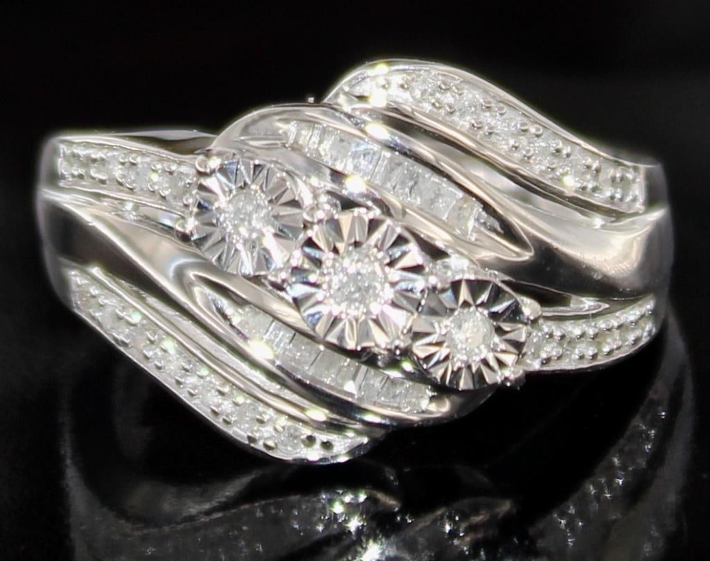 Brilliant 1/4 ct Natural Diamond Wave Ring (1 of 2)