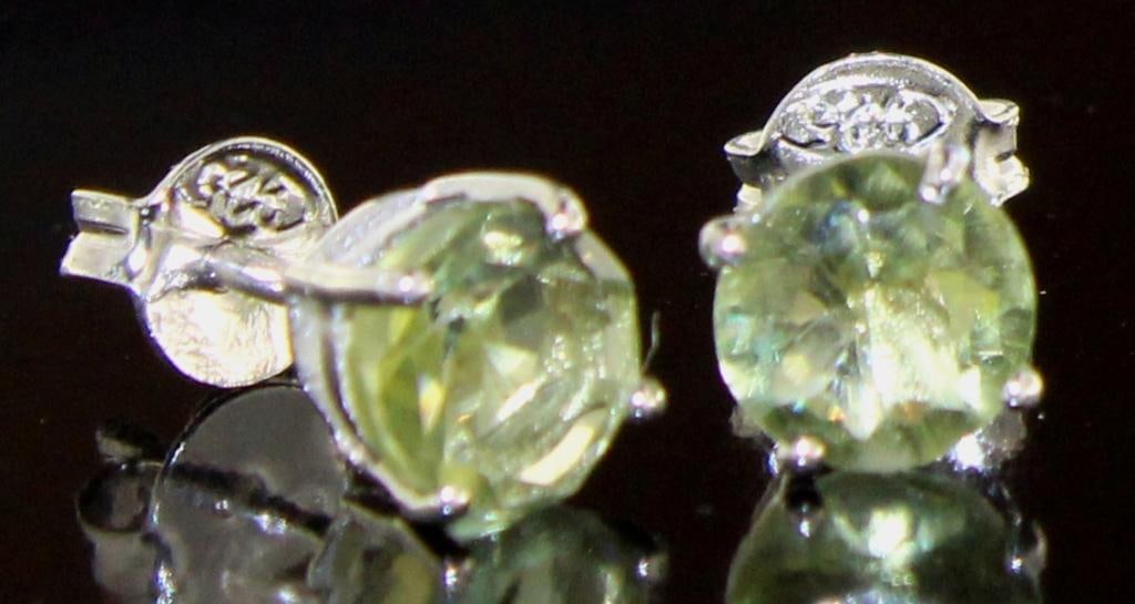 Natural 2.00 ct Green Amethyst Stud Earrings (1 of 2)