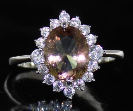 Oval 3.66 ct Zultanite Color Change Ring (1 of 2)