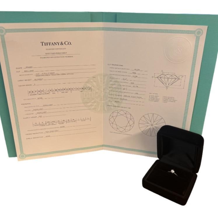 Tiffany & Co Brilliant VS Diamond Solitaire Ring (1 of 2)