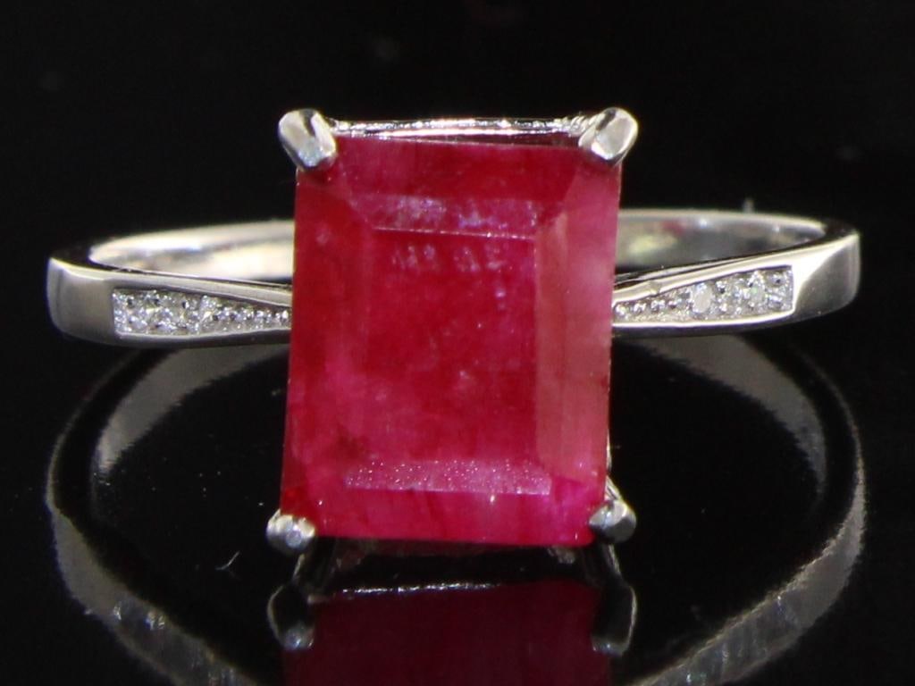 Natural Emerald Cut 4.08 ct Ruby Solitaire Ring (1 of 1)