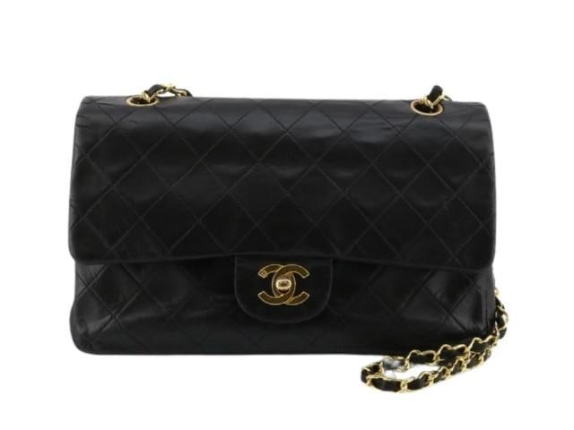 CHANEL Black Matlasse Chain Shoulder Bag (1 of 5)