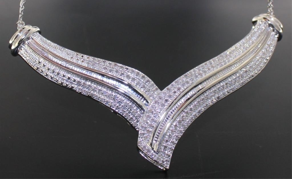 Stunning 2.00 ct Diamond Evening Necklace (1 of 3)