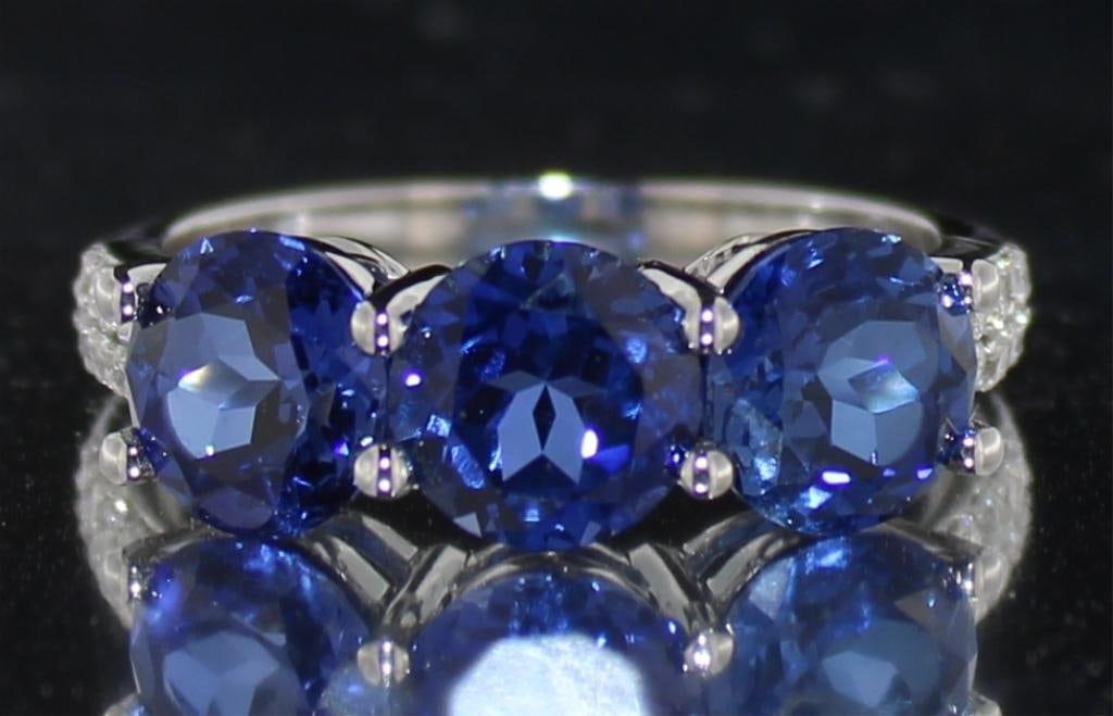 14kt Gold 4.16 ct Sapphire & Diamond Ring (1 of 4)