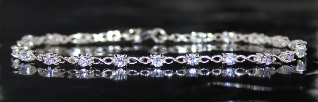 Natural 1.00 ct Tanzanite Infinity Bracelet: Sterling Silver - 7.5" Natural Tanzanite