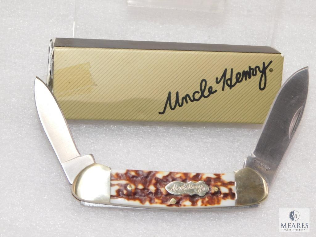 Uncle Henry 11UH Large Canoe Folding Knife (1 of 3)