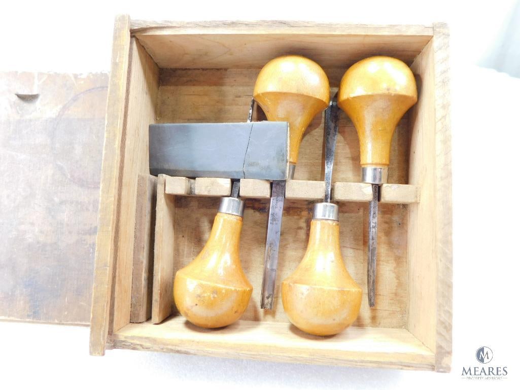 Vintage Official Boy Scout Woodcarving Set (1 of 4)