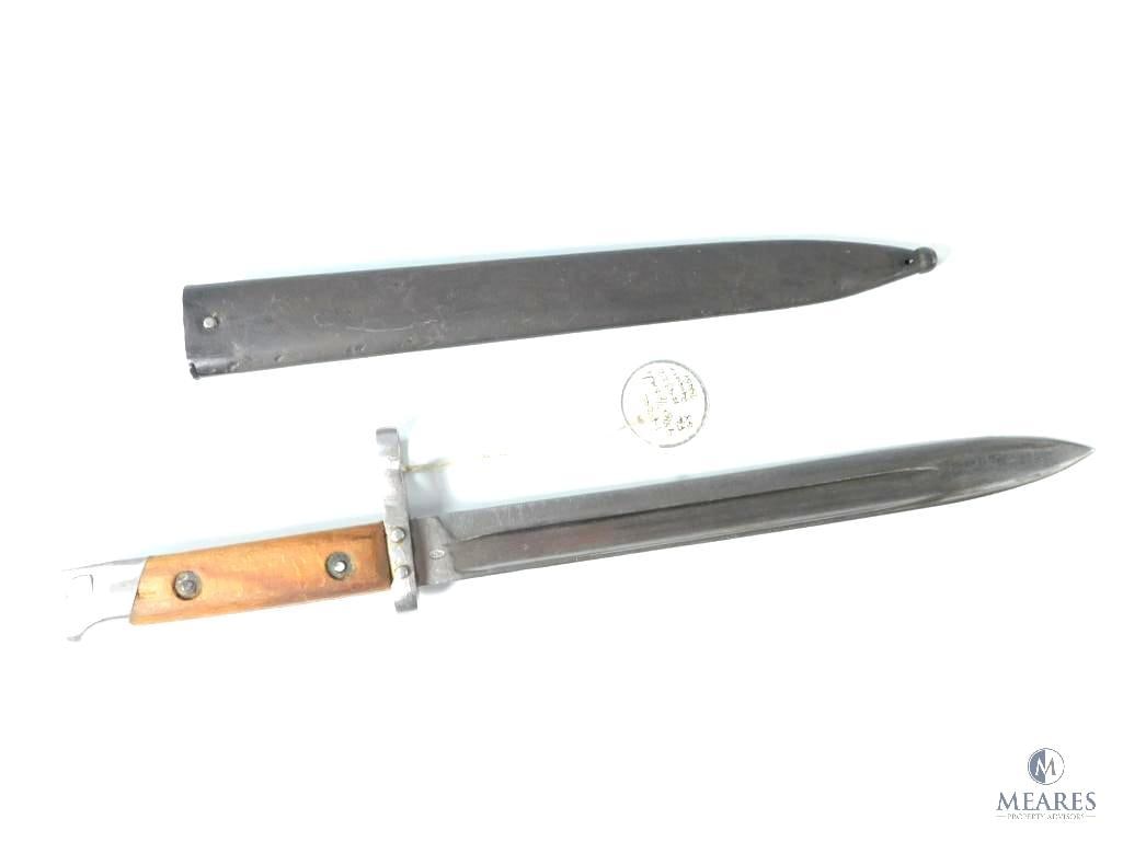 Austria Model 1895 Bayonet: Knife bayonet for use on the 8mm M1895 Mannlicher rifle, which was produced in great quantities prior to and during First World War One. Overall length is 14" with a 9-1/2" blade.