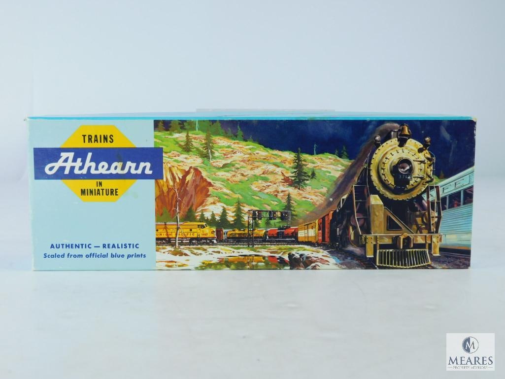 Athearn Trains in Miniature HO Scale 2075 New York Central 72' Baggage Car (1 of 6)