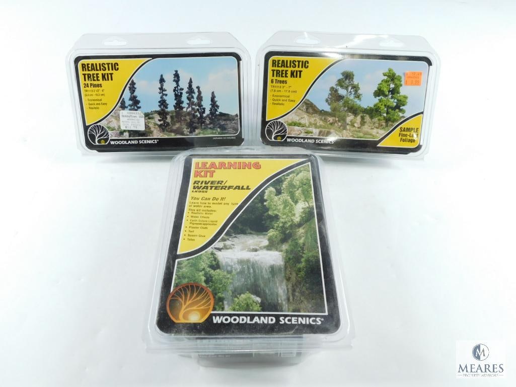 Three Woodland Scenics Realistic Kits (1 of 5)
