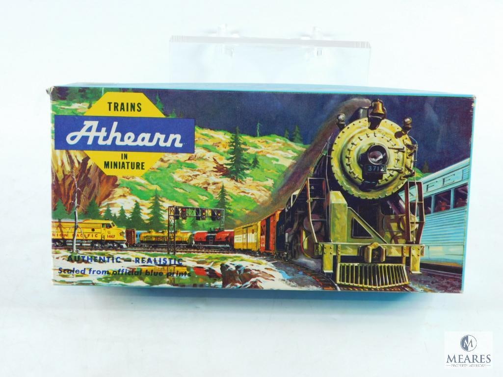 Athearn Trains in Miniature HO Scale Pennsylvania RR SW7 Diesel Engine 1478 (1 of 4)