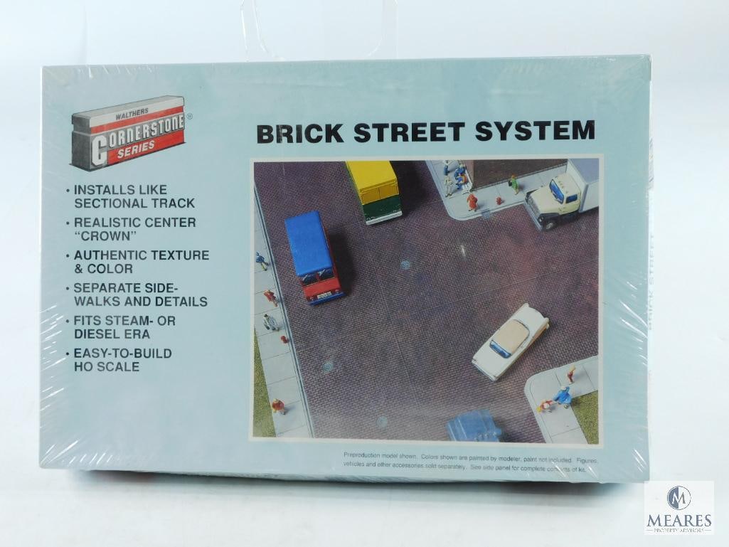 Walthers Cornerstone Series HO Scale Brick Street System Accessory Kit 933-3139:  