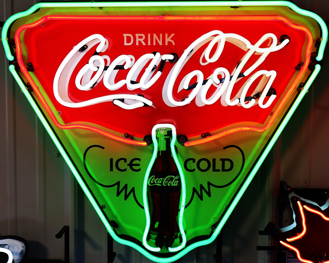 DRINK COCA COLA NEON (1 of 2)
