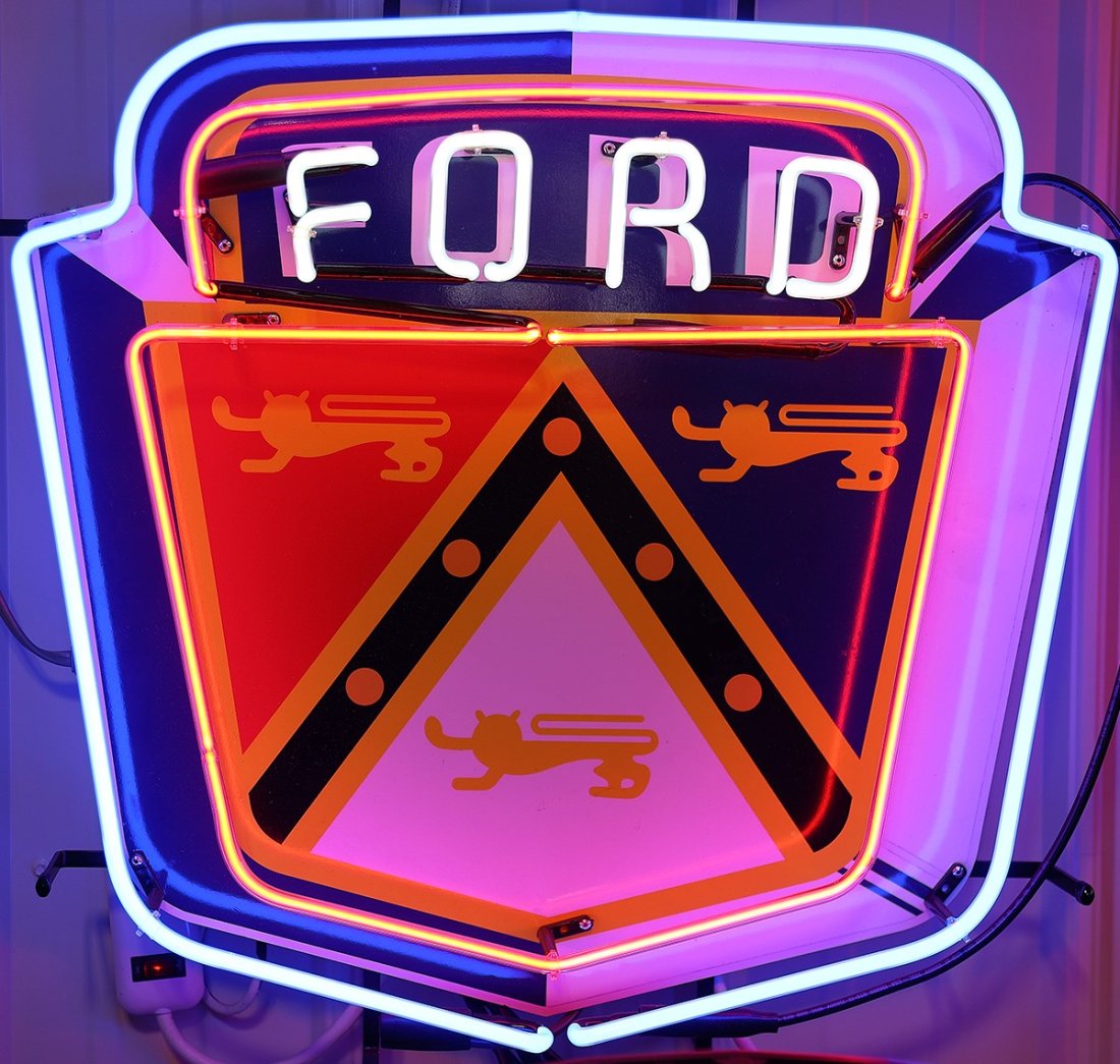 FORD CREST NEON (1 of 1)